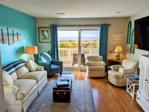 Casa Wanderlust at Harbor Island K204