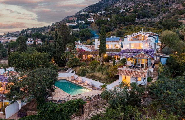 Casablu - 1ha Green Oasis Hidden Gem w/Heated Pool