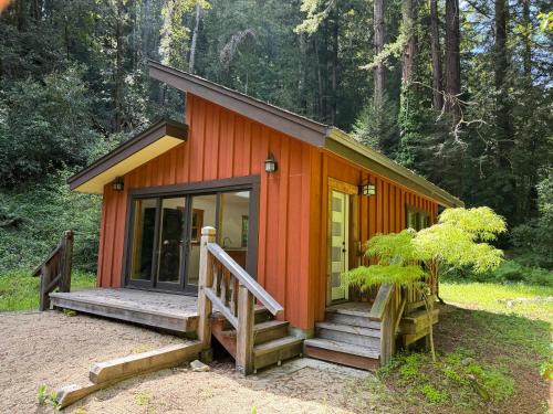 Casalarada - House by the Creek