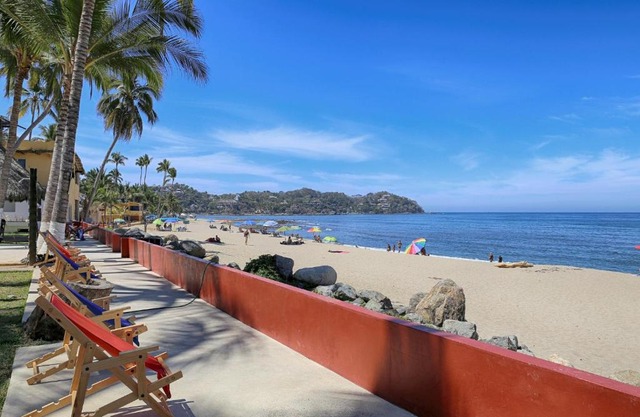 Casas Palmar and Tocayo