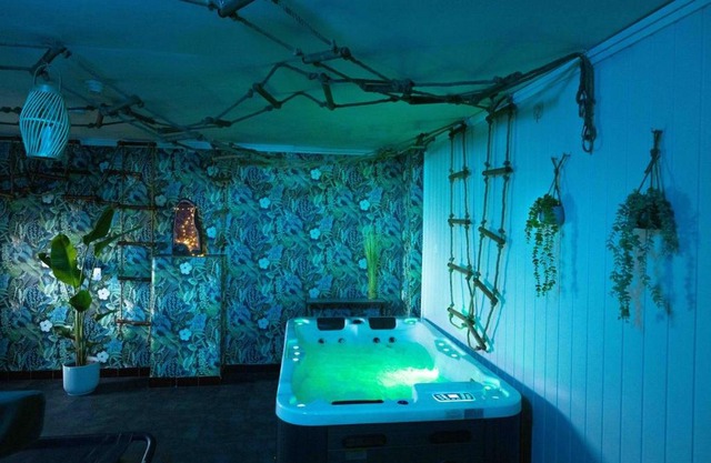 Casawellness améthyste ou jaspe océan avec jacuzzi intérieur
