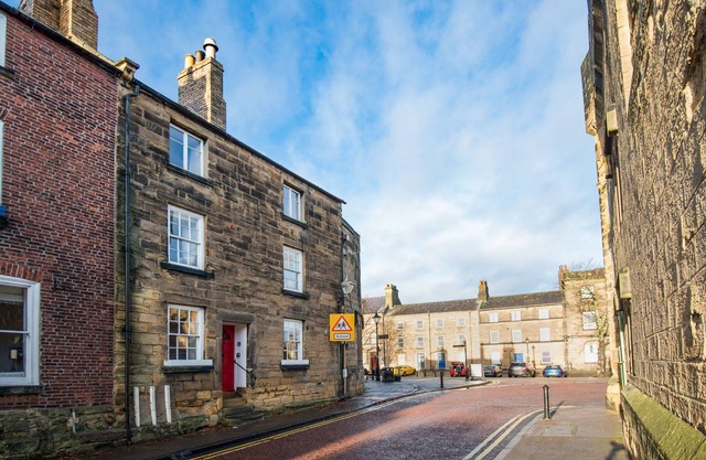 Castle Retreat, luxury 1-bed apartment right opposite Alnwick Castle
