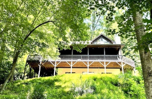 Catawba Falls Cabin! Renovated, Luxury, Outdoor Sauna/Shower, Starlink