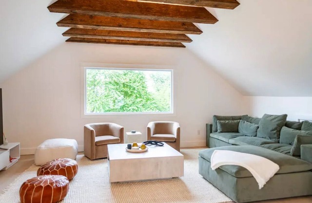 Catskill Penthouse center of town