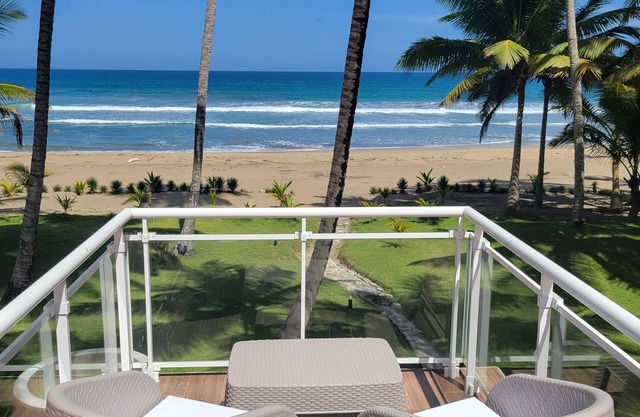 Cayenas Tropical Beach House