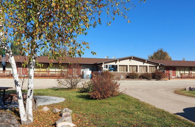 Cedar Creek Deluxe 3