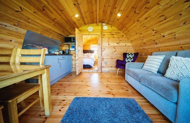 Ceide Glamping Pod 6