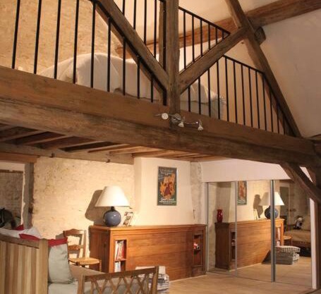 Cellier de l'abbaye- gîte Tête à Tête
