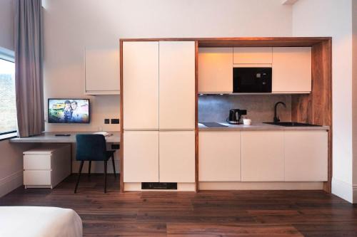 Central Hastings Studio Apartment - Sleeps 2