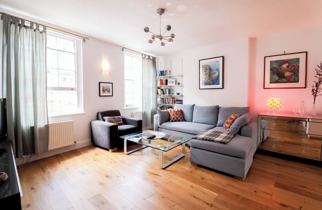 Central London 1-bed near Regents Park