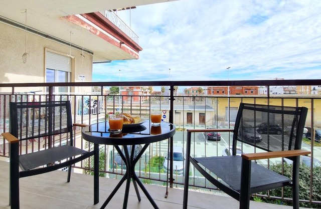 Centro Wi-Fi Train Station near the sea