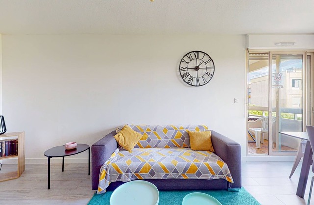 CEPIERE · Bus - Proche université/école architecte