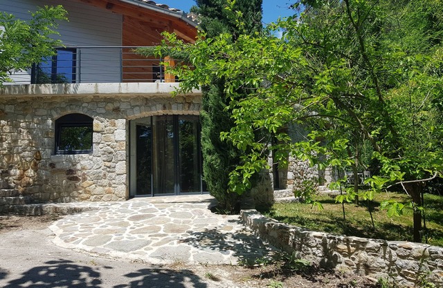 Cevennes Nature Entourée de Végétation, à 3mn de la Rivière, à 1mn de la Piscine