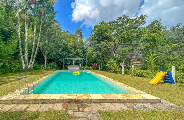 Chácara c Wi-Fi, piscina e lazer em Teresópolis/RJ