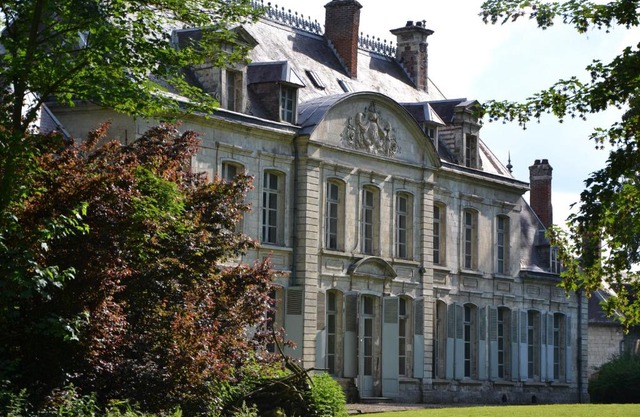 Château de Contay Guesthouse - 1753