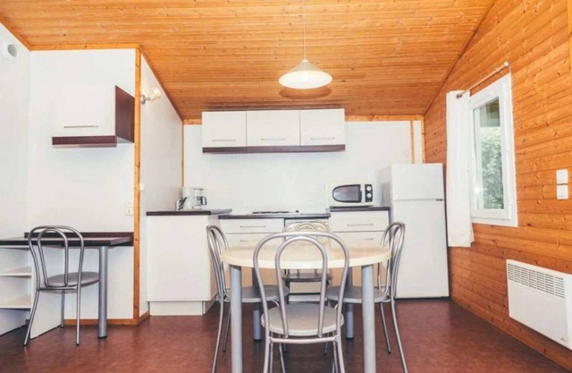Chalet 3 étoiles - Piscine - eebbib