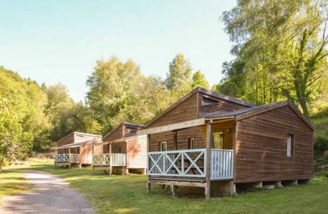 Chalet 3 étoiles - Piscine - eehihd