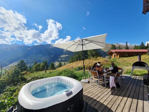 Chalet Biene - Swiss Alp Chalet with Sauna and Jacuzzi