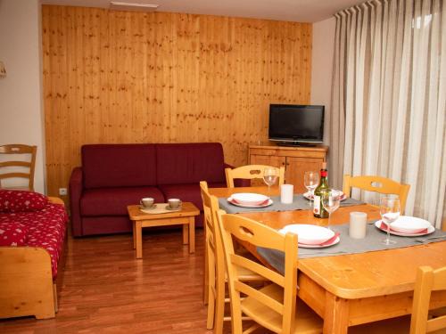 Chalet Duplex 8 Pers, 300m des Pistes, Terrasse, Piscine Couverte, Parking - FR-1-504-435