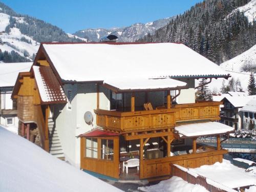 Chalet in Grossarltal with Panoramic Views