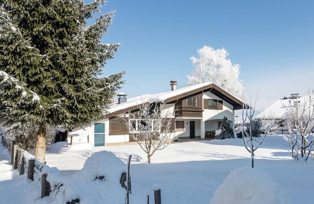 Chalet in Maishofen near Ski Slopes