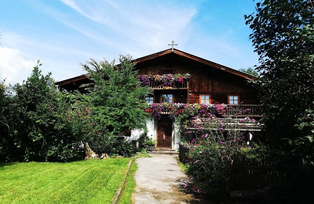 Chalet in Saalfelden near Ski Slopes