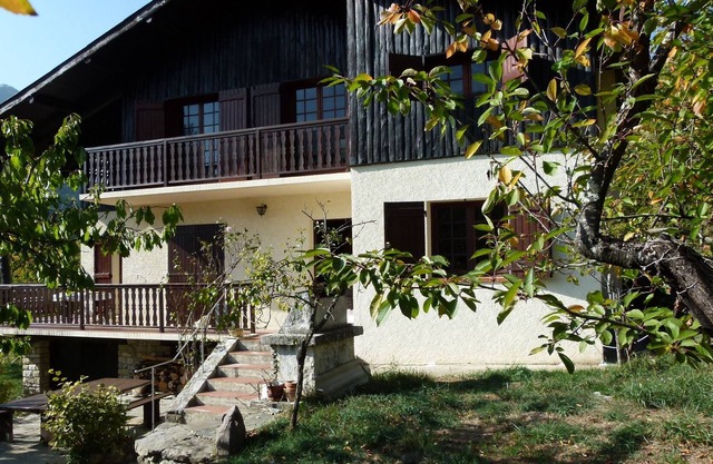 Chalet in the Mercantour Park with beautiful terrace and large enclosed land