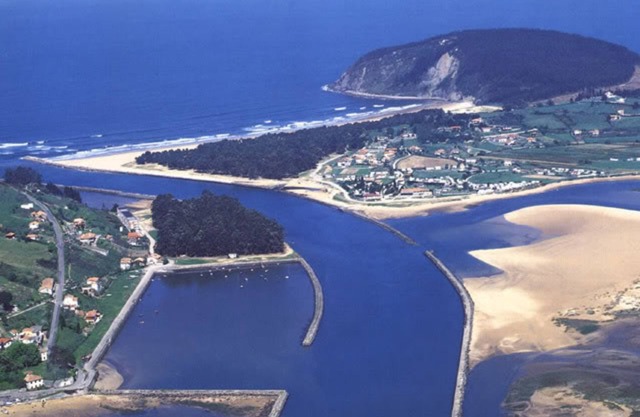 Chalet in the Alto de Valdeiglar. Rodiles beach. Villaviciosa. Asturias.