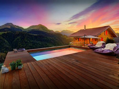 Chalet Manoe - OVO Network