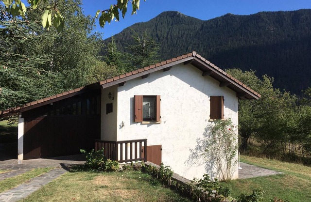 Chalet on the edge of the Mercantour Park in Saint-Dalmas de Valdeblore.