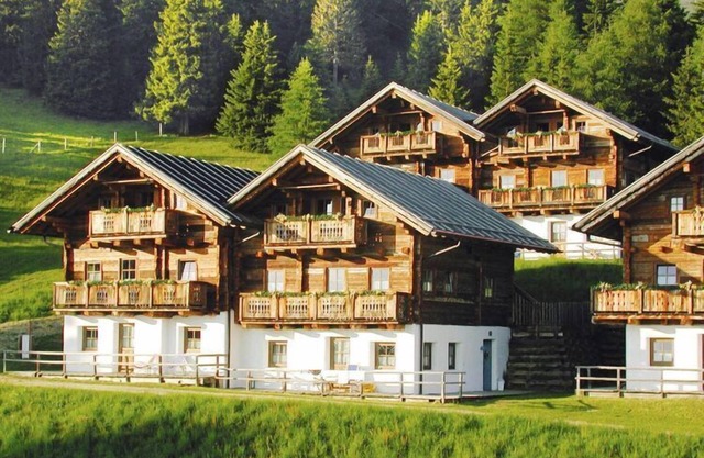 Chalet on Zettersfeld with Dolomite Views