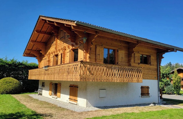 Chalet 'Phidel - 11 Personnes' with Mountain View, Private Terrace and Wi-Fi