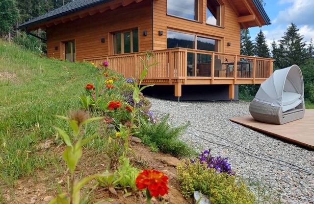Chalet Sound of Nature - Pool and panorama sauna