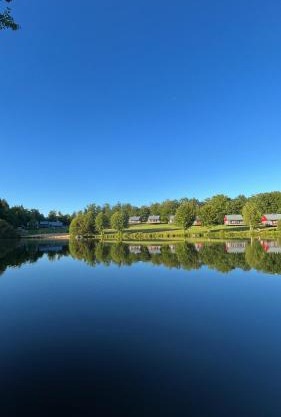 Chalet sur bord de l'eau