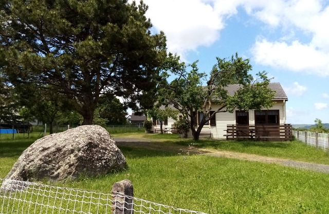 Chalet with superb mountain views, very central.