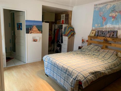 Chambre centre ville à cinq minutes de la gare