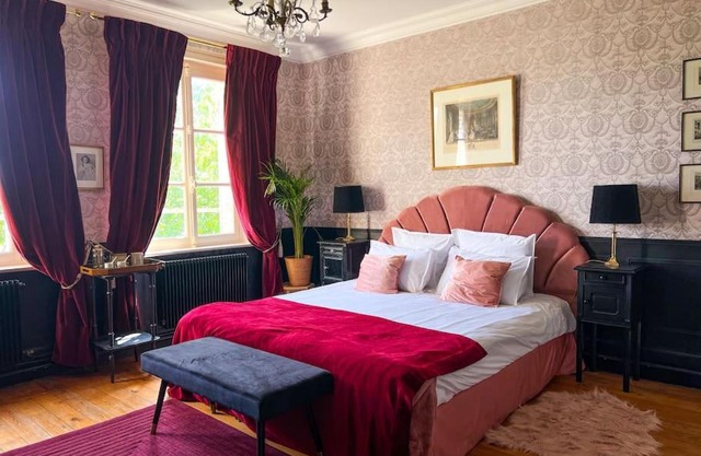 Chambre d'hôtes Sarah - Château Le Bas Bleu