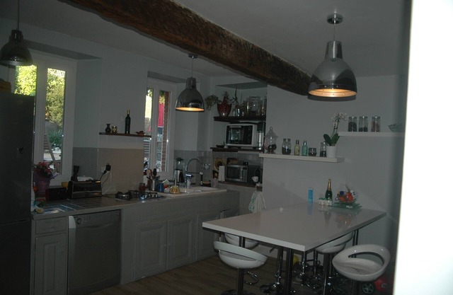 Chambre Dans une Maison Cosy en Plein Centre de Libourne
