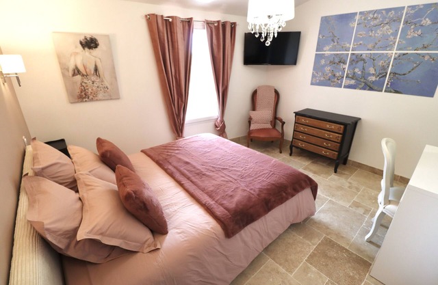 Chambre Dhôte Pour 2 Personnes Dans un Mas Languedocien Avec Piscine et Jacuzzi