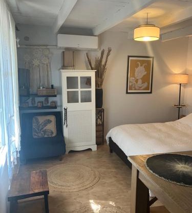 Chambre indépendante au Joli Mazet à Nîmes idéalement situé entre la garrigue et la ville