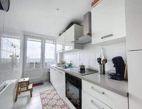 Chambre privée dans un Appartement central et partagé