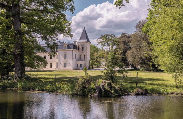 Chambres D'hôtes Dans un Château Exceptionnel du Xvie au Cœur de la Nature