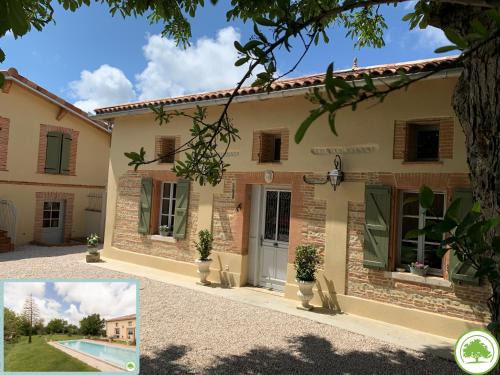 Chambres d'Hôtes - La Clef des Champs - Piscine - Capucine