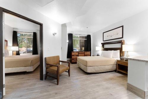Chandler 1bd w 2 beds upgraded