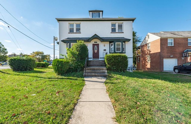 Charing Cross Property