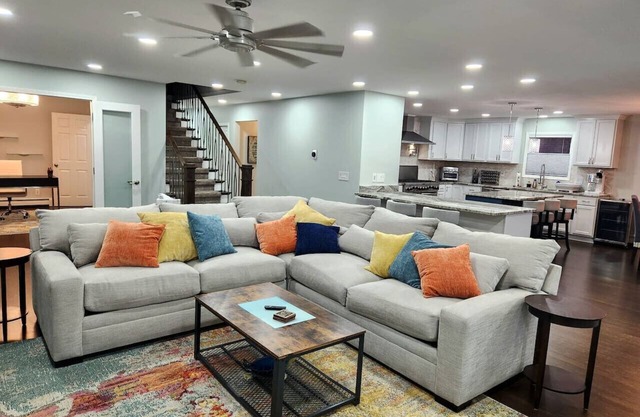 "Charlie's on the North Channel" Beautiful Home