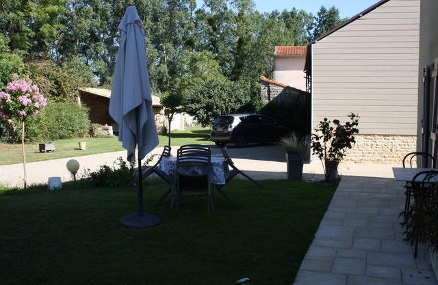 Charm and comfort on the outskirts of town, close to hiking trails.
