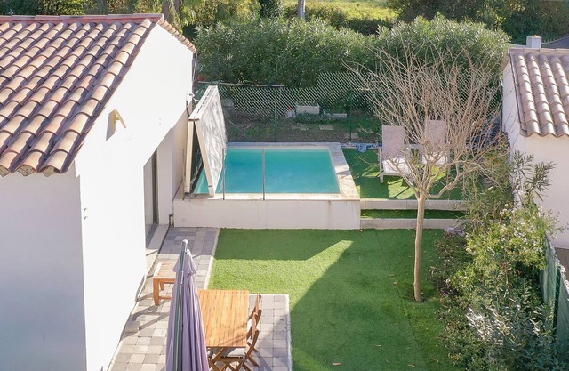 Charmante Petite Maison Avec Piscine/Jacuzzi et Espace Extérieur Privé
