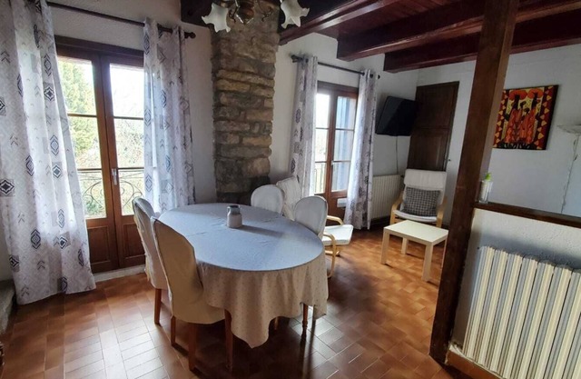 Charmant Gîte au Coeur du Caylar