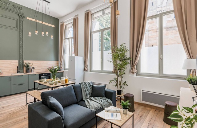 Charmant & Spacieux Appartement en Cœur de Ville de Saint-etienne - 6 Personnes